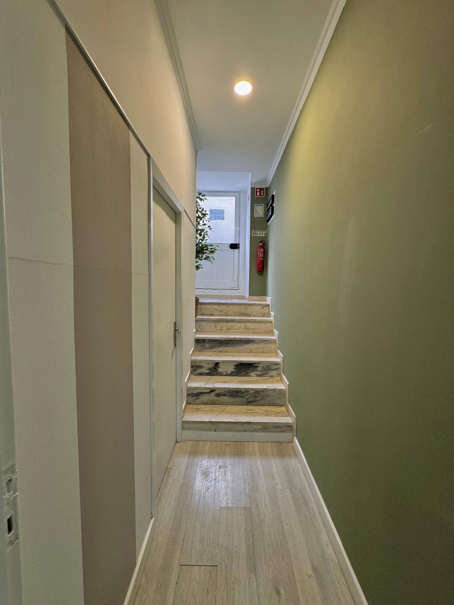 Hotel Better Choice Lisbona Esterno foto